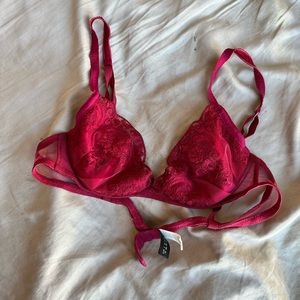 La perla red bra lace